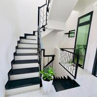 Bán nhà đẹp 3 tầng tại xã Vĩnh Thạnh, Nha Trang. DT 76,3m2