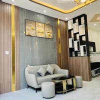 (Mới 100%) Nhà 80M2 Hoàn Công, Ngay Chợ An Cư Giá 2,550 Tỷ