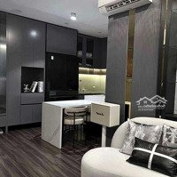 Tìm Chủ Mới Cho Căn Hộ 2 Phòng Ngủ Ban Công Đông Nam, View Vinhomes.