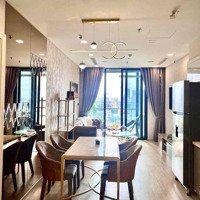 Chung Cư Vinhomes Golden River 50M2 Bason