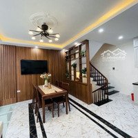 Bán Nhà Dân Xây Phố Nguyễn Sơn, 45M2, 4 Tầng, Hơn 6 Tỷ