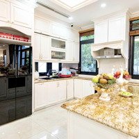 Bán Biệt Thự Mặt Phố - Căn Góc 5 Triệu Đô Đẹp Nhất Vinhomes Hàm Nghi - Không Gian Sống Đẳng Cấp