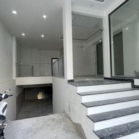 Building Đường Cộng Hoà, P15, Q.tân Bình Đoạn Đẹp Nhất Dt: 8X30M