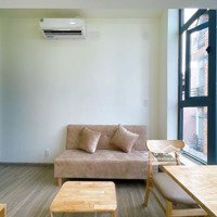 Duplex Cửa Sổ Thoáng Nội Thất Đầy Đủ- Tôn Thất Thuyết - Quận 4