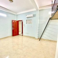 Duplex Rộng Hơn 35M2 Có Nội Thất Cơ Bản, Cách Trường Tài Chính Marketing 1Km,Tăng Nhơn Phú A, Quận9