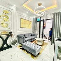 Bán Nhà Trần Duy Hưng, 2 Nhà Ra Phố, 6 Tầng Thang Máy, 44M2 Giá Chỉ 12.2 Tỷ