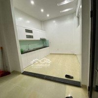 Ban Nhà Mới Ngõ 79 Cầu Giấy, 40M2, 5 Tầng, Mt9M, Ngõ Thông Hơn 5Tỷ