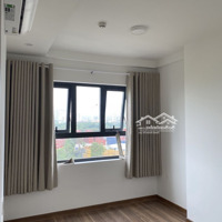 Tôi Cần Cho Thuê Căn 2 Phòng Ngủview Sông Q7 Riverside Rèm + 2 Máy Lạnh + Bếp