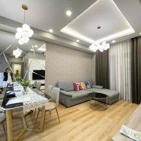 Căn Hộ Cao Cấp 2 Phòng Ngủ 2 Vệ Sinhkhu Sân Bay Nhà Đẹp Mới