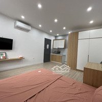 Cho Thuê Căn Hộ Studio Full Đồ Phố Đội Cấn 30M2 Có Cửa Sổ