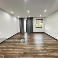 Lakeview City Nhà Phố View Hồ Trực Diện Nội Thất Cơ Bản 5X20M 1 Trệt 3 Lầu Giá Bán 28 Triệu Liên Hệ: 0902872670