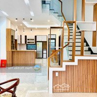 Lakeview City Nhà Phố View Hồ Full Nội Thấtdiện Tích5X20M 1 Trệt 3 Lầu Giá Thuê 31 Triệu/Th Liên Hệ: 0902872670