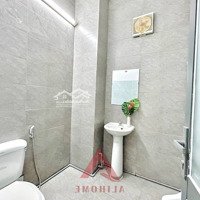 Căn Hộ 2 Phòng Ngủcửa Sổ Thoáng Full Nội Thất Siêu Xinh - Khu Sân Bay