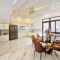 Bán nhà 2 lầu mới 100% , nội thất cao cấp đường số 1 KDC Nam Long