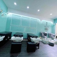 Cần Sang Gấp Spa Gội Thảo Mộc Nhà Nguyên Căn