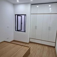 Nhà 40M2 X 4 Tầng Dân Xây, Ô Tô Đỗ Cửa, Ngõ Thông, Hàng Xóm Vincom, Giá Bán 6.2 Tỷ, Liên Hệ: 0988175136