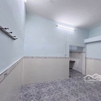 Cho Thuê Phòng Quận Tân Phú , 2 Tầng , 40M2 Đường Tân Kỳ Tân Quý