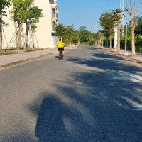 Lô Đất Thổ Cư Đối Diện Công Viên,Diện Tích5X16M Kdc Sài Gòn South
