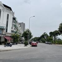 Cần bán căn Shophouse Hải Phát, DT 90m2 mặt đường chính Thuận An, view hồ, kinh doanh tốt.