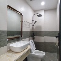 Bán Nhà Mặt Phố Quận Cầu Giấy, Nhà Mới Đẹp 45M X 7T ,Thang Máy, Ôtô ,Vỉa Hè, Kinh Doanh Đỉnh.14.6Ty