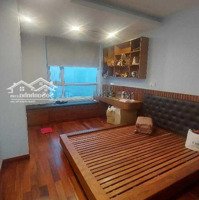 Bán Căn Penhouse Vip 335M2, 5 Phòng Ngủ, Full Nội Thất Cực Đẹp, Sang Trọng. Liên Hệ:. 0974877205