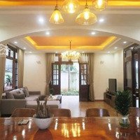 Cho Thuê Biệt Thự Đặng Thai Mai 380M2 X 3 Tầng Ở Làm Trường Mầm Non, Văn Phòng, Cafe