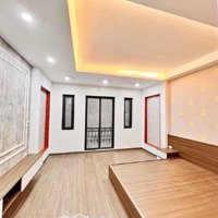 Cho Thuê Biệt Thự Đặng Thai Mai 380M2 X 3 Tầng Ở Làm Trường Mầm Non, Văn Phòng, Cafe