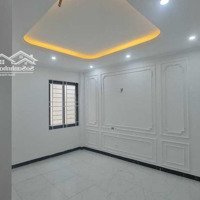 Bán Nhà An Dương Vương-Tây Hồ 33M2 4Tầng Ô Tô Đỗ Cổng Làng Xóm Thân Thiện Tiện Ích Bat Ngàn..