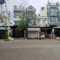 Bán Nhà Xây Tâm Huyết Gần Ngay Tt Huyện Bình Chánh, 100M2, Sổ Riêng