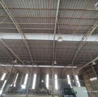 Cho thuê kho xưởng 1900m2 đường Lã Xuân Oai, Trường Thạnh, Quận 9