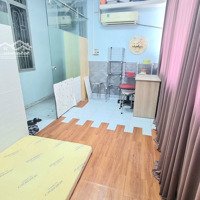 Phòng Máy Lạnh, Cửa Full Kính, Nệm, Bàn Làm Việc Wc Chung 2 Triệu