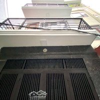 Bán Nhà Đẹp Nhú Khách Sạn . Thiết Kế Hiện Đại 2 Giếng Trời Thoáng Mátdiện Tích35/40 M2 Giá Bán 5,95 Tỷ