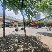 Bán nhà mặt phố Nguyễn Phong Sắc Cầu Giấy vỉa hè đá bóng KD sầm uất chỉ 16 tỷ