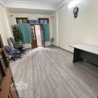 Chính Chủ Cho Thuê Văn Phòng 40M2 Tại Trần Hữu Tước (Gần Ngã 6 Ô Chợ Dừa)