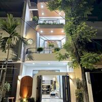 Nhà 3 tầng mới hoàn thiện Hòa Minh sát biển Nguyễn tất Thành