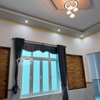 Đường Nguyễn Huệ Cách 200M Cần Bán Căn Nhà Trung Tâm Diện Tích 175,9M2, Nhà Xây Kiên Cố Hết Đất