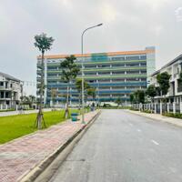 Duy nhất 1 căn BTSL 180m2 đường 30m bán 9,x tỷ cách cầu Chương Dương 20km KĐT Centa Riverside Từ Sơn