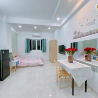 Căn hộ 1PN rèm che 30m2 đầy đủ nội thất+máy giặt riêng ngay Cù Lao Quận Phú Nhuận Rạch Miễu