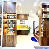 Nhà Đẹp Phố Chùa Láng, Như Cung Điện, 5 Tầng 4Ngủ Ful Nội Thất Víp, Ngõ Rộng Nông Hơn 6 Tỷ.