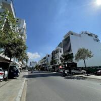  Bán căn nhà 3.5 tầng mặt tiền đường Thích Quảng Đức khu đô thị VCN Phước Hải, Nha Trang