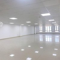 Cho Thuê Nhà Mặt Phố Xã Đàn, 220M2*3 Tầng, Thông Sàn, Mặt Tiền 15M, Thang Máy, Riêng Biệt