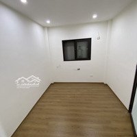 Hiếm- 2 Tỷ 40M2- Oto Đỗ Cửa. 100M Ra Trục Liên Huyện. Ngõ Oto Tránh.