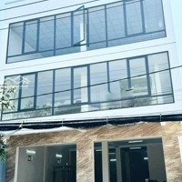 Cho Thuê Tòa Nhà 3 Tầng Dtsd 700M2 Giá 70 Triệu