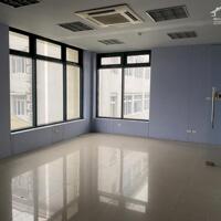 Cho thuê sàn văn phòng 35m2 mặt phố Chùa Láng - Q Đống Đa