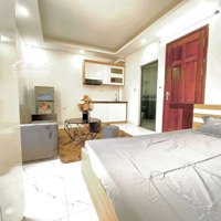 Cho Thuê Studio 30M2. Full Đồ Cửa Sổ Thoáng Tại Mễ Trì Thượng