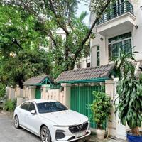 Bán gấp biệt thự Nguyễn Huy Tưởng 4 tầng 174m2 vỉa hè rộng, ô tô vào nhà, cho thuê, kinh doanh tốt