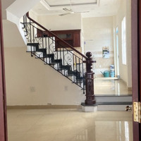 Villa Phố Đẹp- Giá Rẻ, 1 Triệuệt 3Lầu, 4 Phòng Ngủsẵn Máy Lạnh, Góc 2 Mt,Gigamall