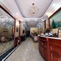 Bán Khách Sạn Hotel 5 Sao -Đẳng Cấp Châu Âu - 8 Tầng Thang Máy - Hiệu Suất Và Dòng Tiền Khủng.