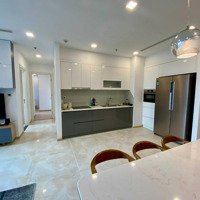 Căn Hộ 2 Phòng Ngủ79M2 Vinhomes Bason View Sông, Bitexco Mới Tân Trang + Có Bồn Tắm. Cho Thuê 28 Triệu