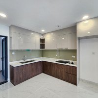 Chính Chủ Cho Thuê Căn 160M2 Loại 3 Phòng Ngủlớn Nhất Diamond Giá Tốt 22 Triệu (Bao Phí Quản Lý)